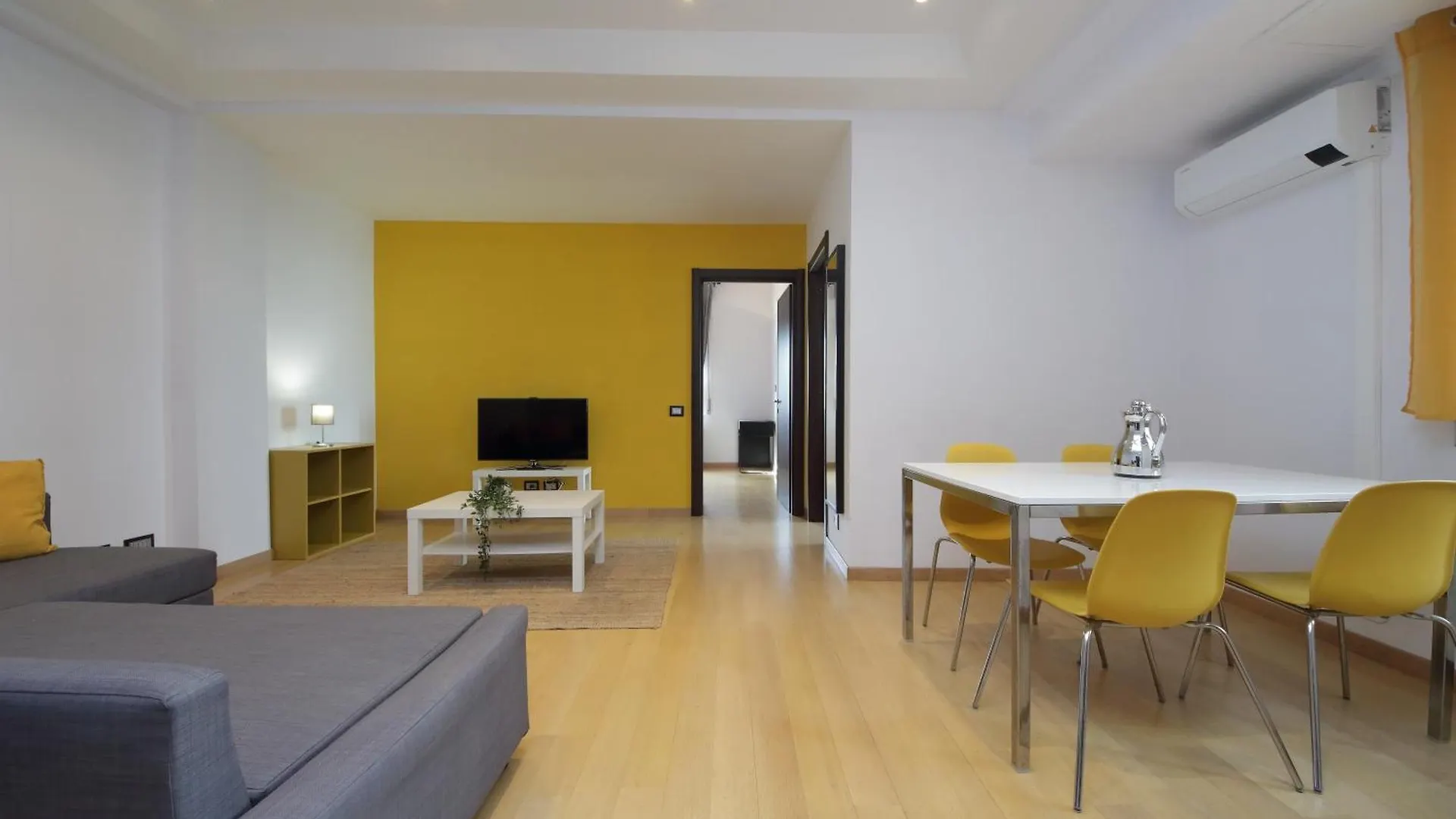 Cozy And Comfy Apartment In Piramide Metro Stop Rome
