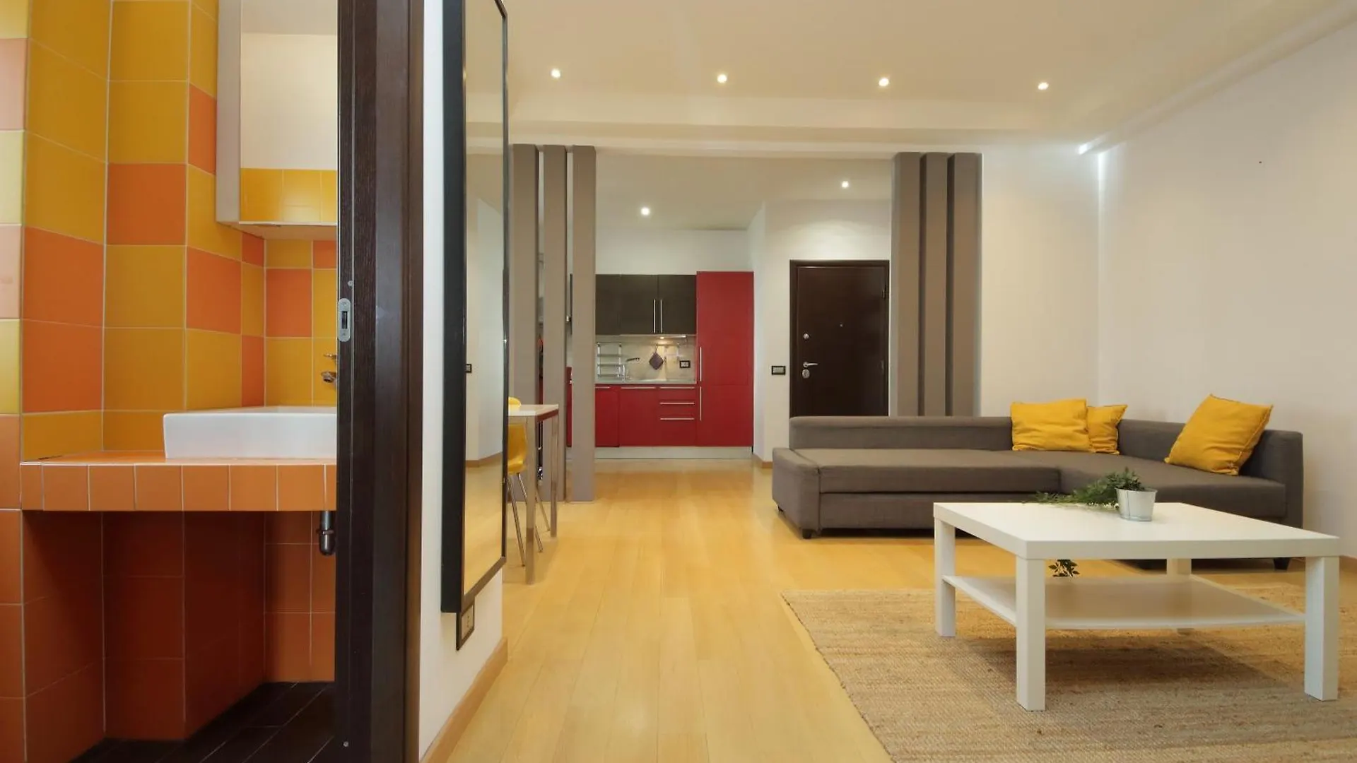 Cozy And Comfy Apartment In Piramide Metro Stop Rome